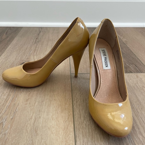 Steve Madden Heels - Picture 4 of 9